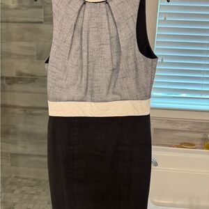 Elegant Black and Gray Sleeveless Dress